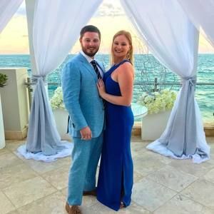 Meet your Posher, Madelin